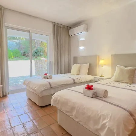 Quinta Da Balaia Charming With Private Pool Willa